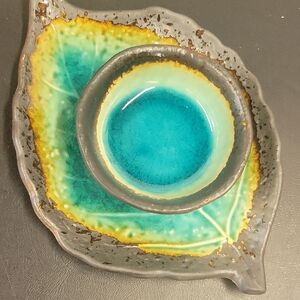 Artistic Leaf-Shaped Ceramic Dish Set - Teal and Gray